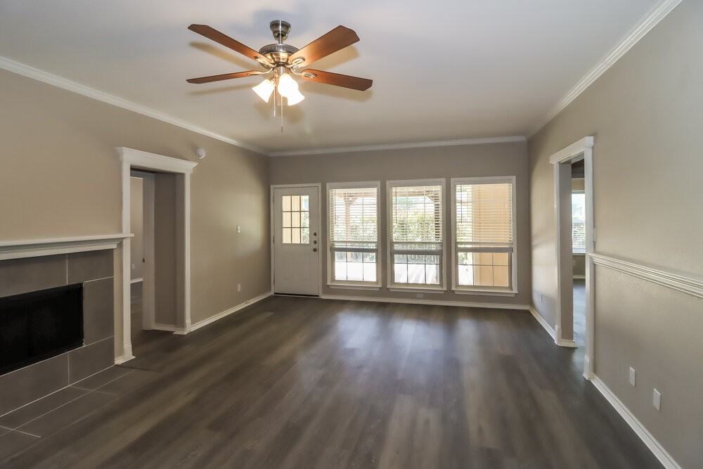 1508 Cindy Ct - Photo 4 of 16