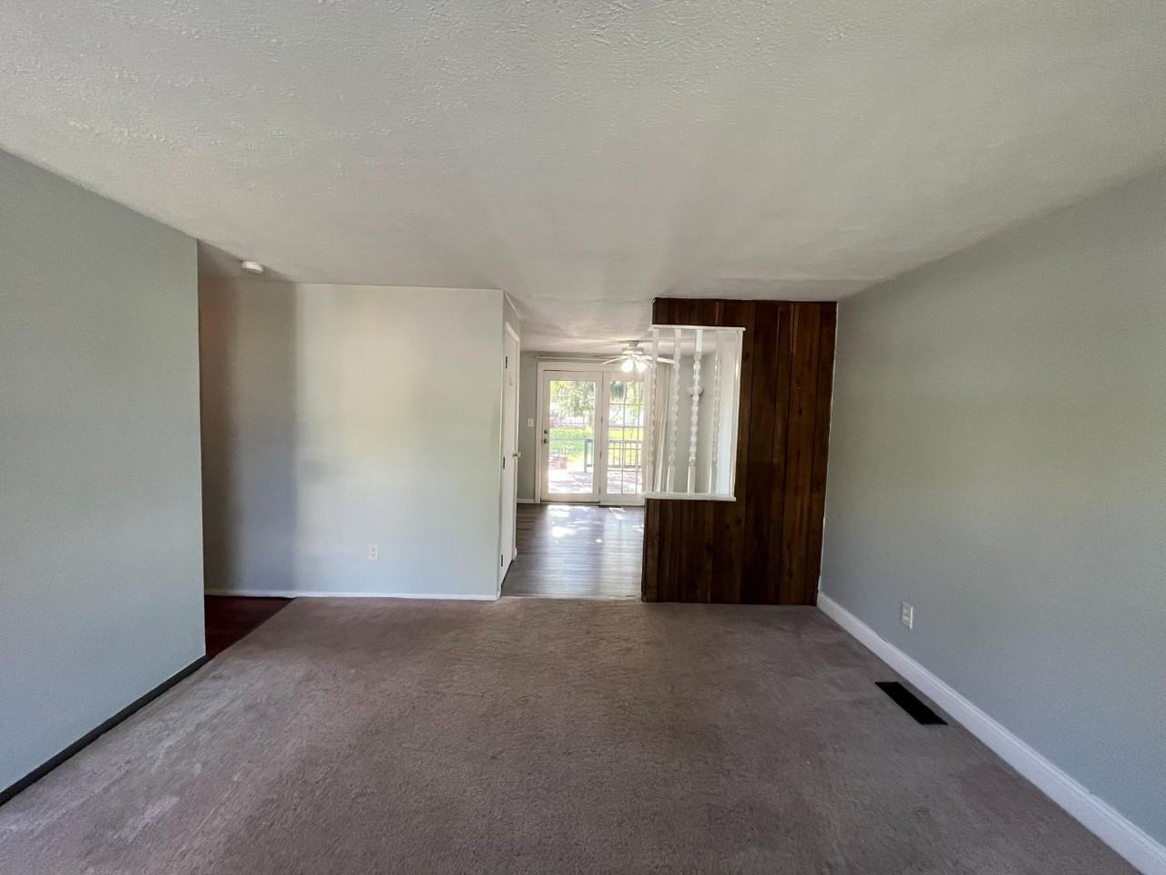 1413 Cardwell Square South - Photo 6 of 20