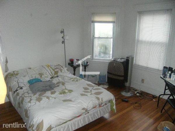 24 Claymoss Rd - Photo 2 of 13