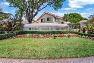 5800 Coach House Cir #E - Photo 1 of 1