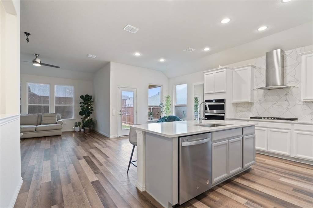 4205 Expedition Dr - Photo 6 of 27