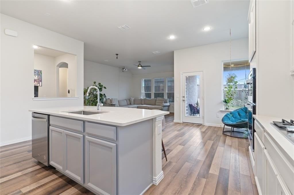 4205 Expedition Dr - Photo 7 of 27