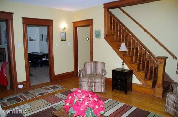 120 E Shore Dr - Photo 2 of 10
