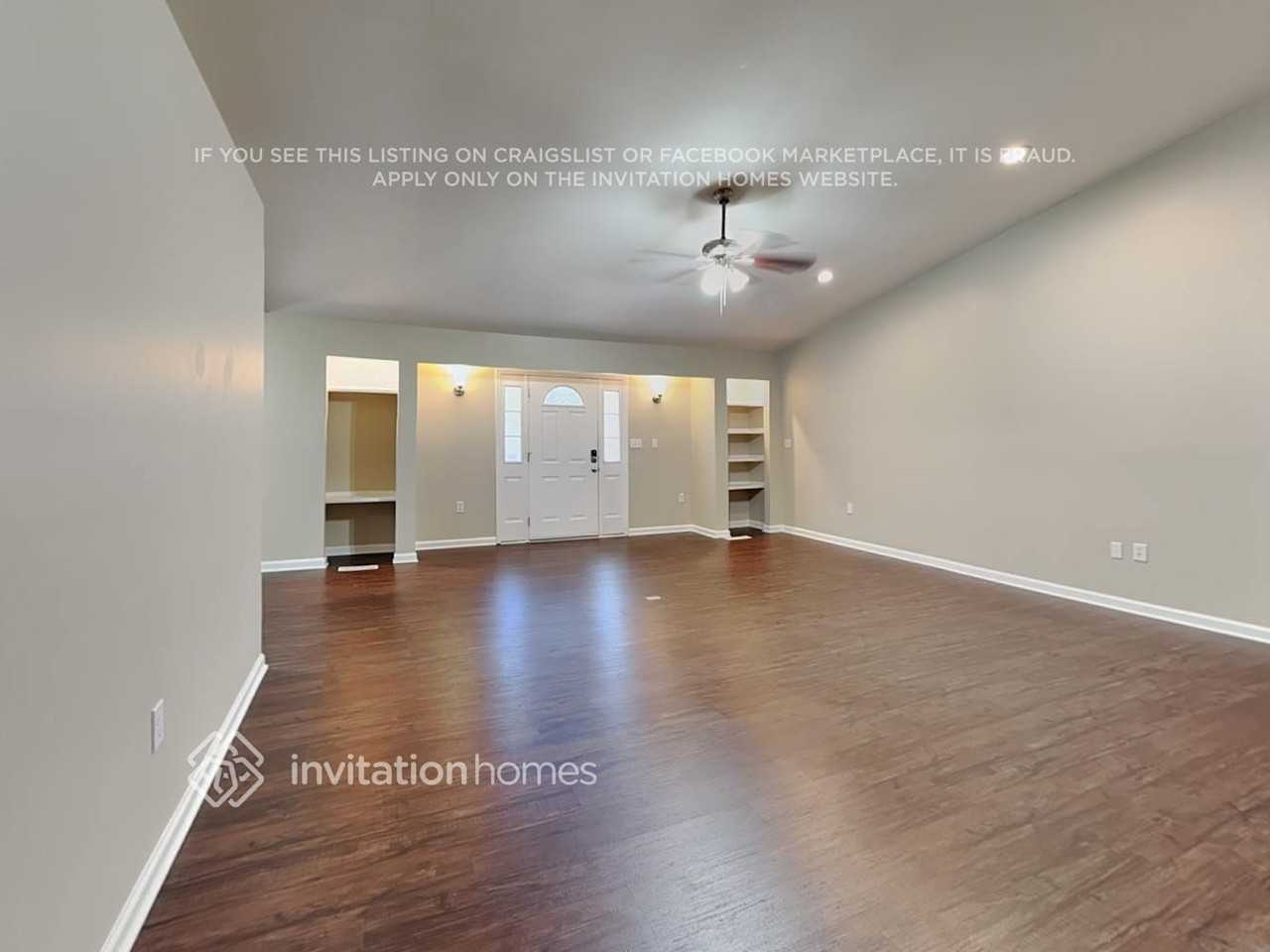 300 1st St - Photo 3 of 21