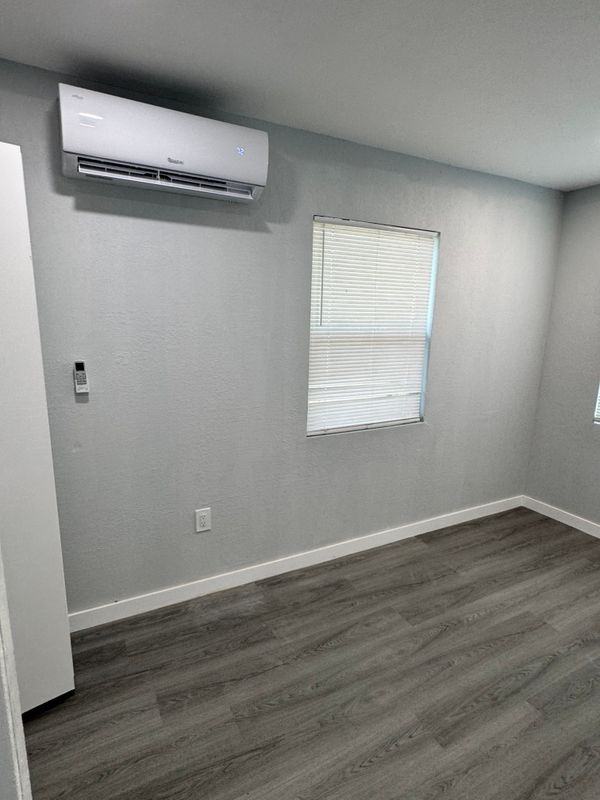 3012 Ybor St - Photo 7 of 15