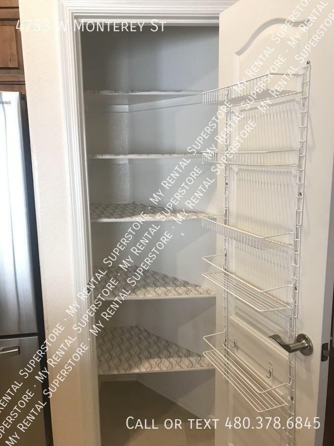 4753 W Monterey St - Photo 2 of 30