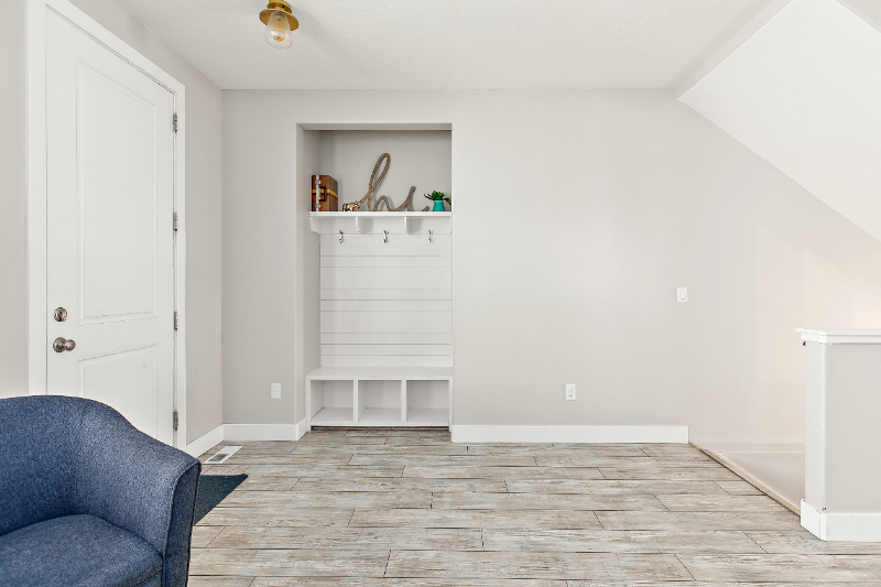 9721 S Fira Ln - Photo 2 of 36