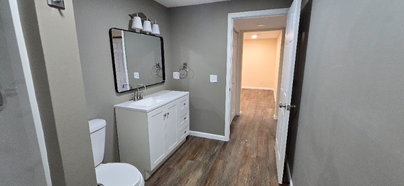 409 Oak Park Dr - Photo 5 of 10