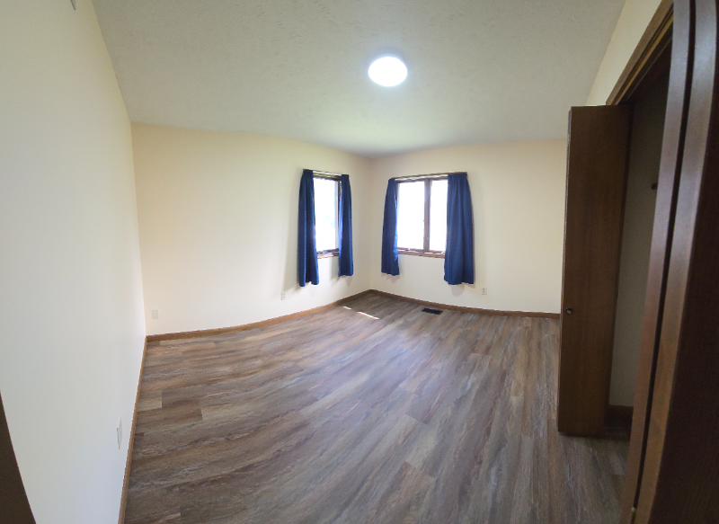 409 Oak Park Dr - Photo 6 of 10