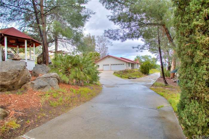 23692 Lemon Ave #4 - Photo 5 of 15