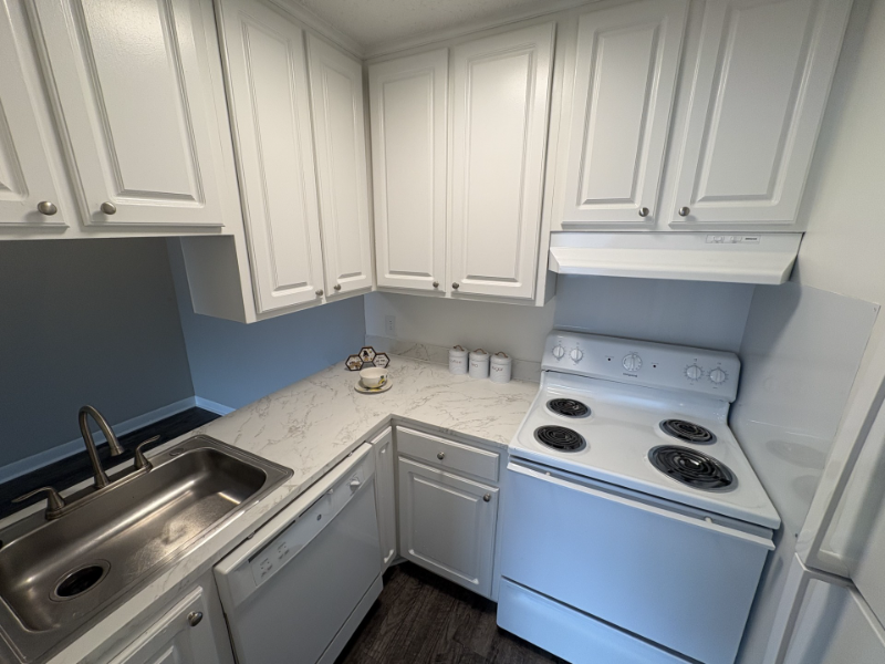 1005 Hickory Hill Ln #A205 - Photo 7 of 20