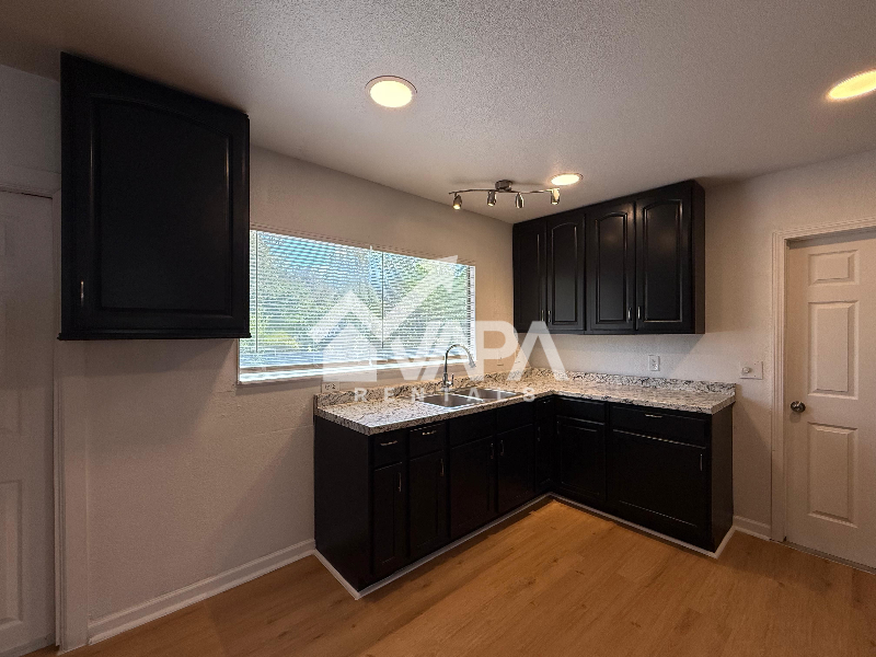 9418 Shields Dr - Photo 3 of 14