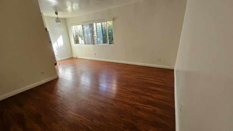 933 Gramercy Drive #4 - Photo 2 of 10