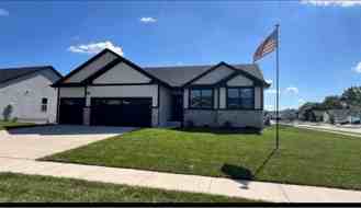 3012 Crest View Cir - Photo 1 of 1