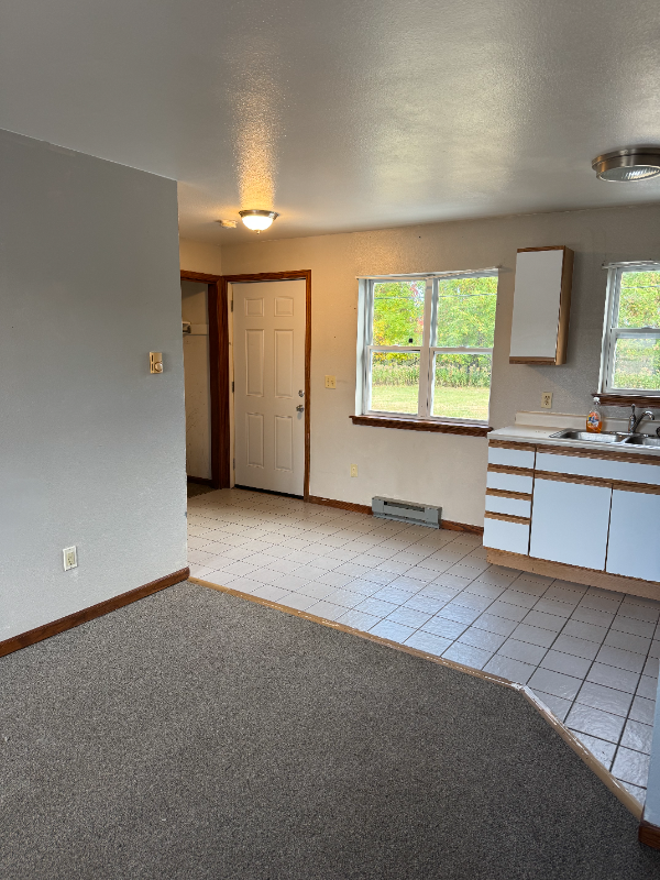 3850 N Shore Dr #2 - Photo 3 of 7