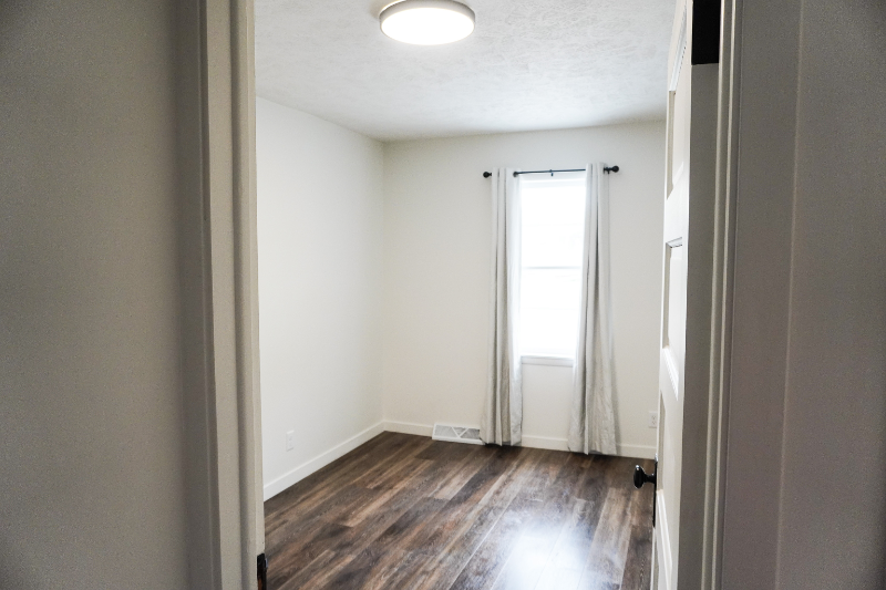 500 B St - Photo 7 of 14