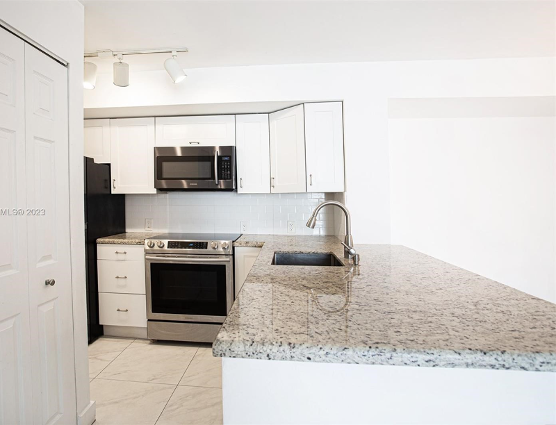 777 Sw 111th Way #200 - Photo 3 of 19