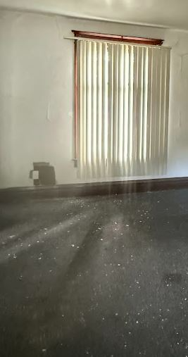 105 N Illinois St - Photo 2 of 8