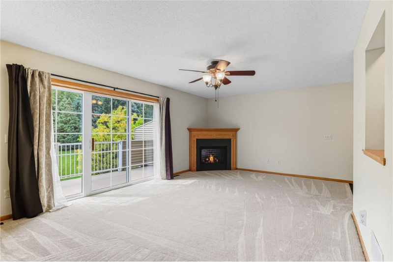 2714 Brockman Ct - Photo 3 of 11