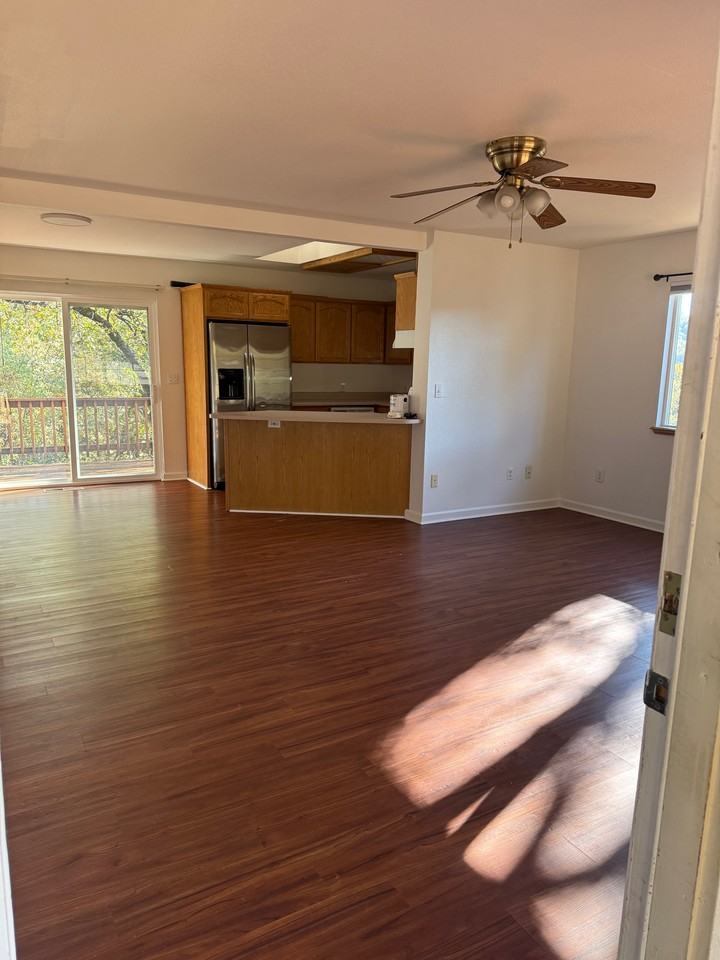 15524 Buena Vista Avenida #NA - Photo 2 of 7