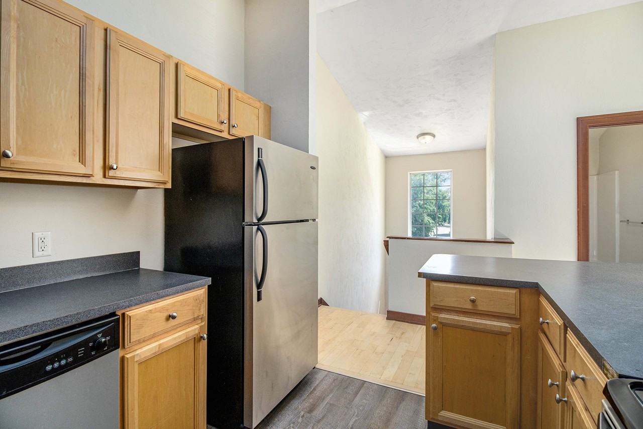 1315 Fraternity Village Dr #1 - Photo 6 of 19