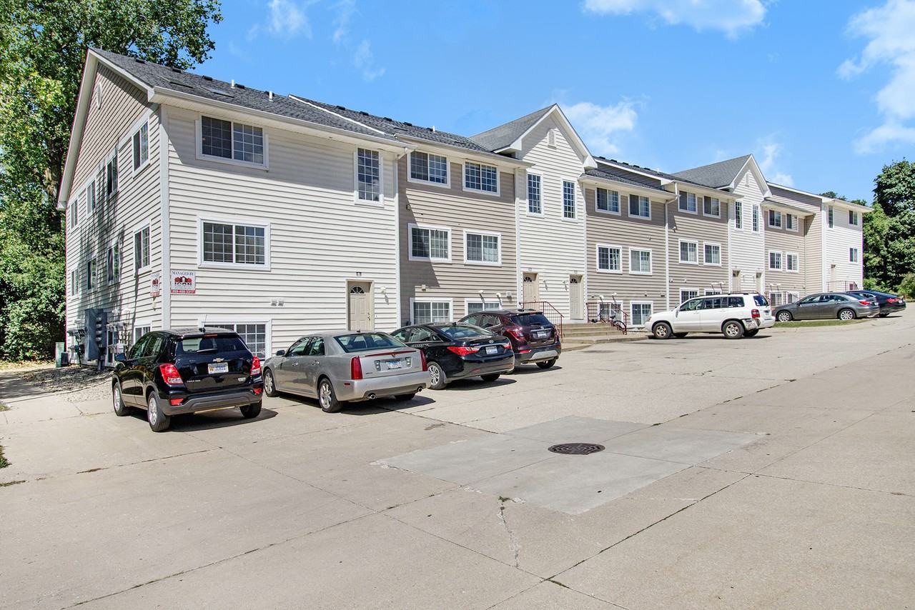 1315 Fraternity Village Dr #1 - Photo 7 of 19