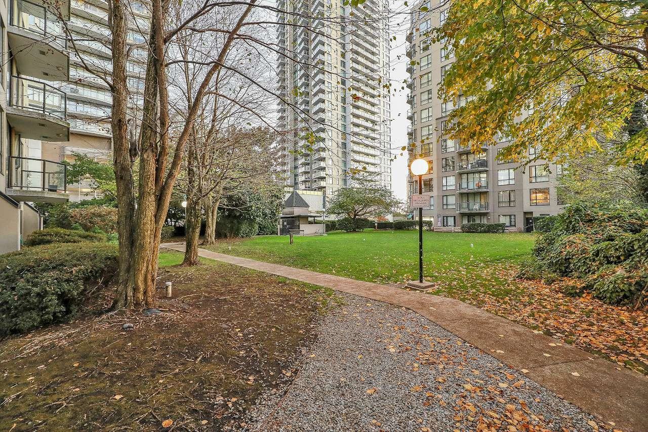 828 Agnes Street #1006 - Photo 3 of 22