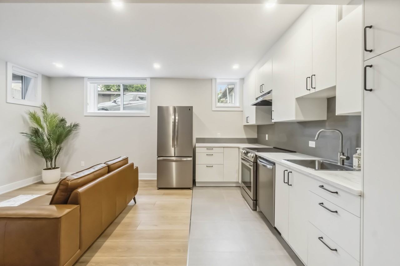 72 Armstrong Street #E - Photo 5 of 30