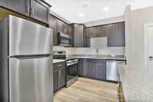 featured image of 280 Salmon Brook Street