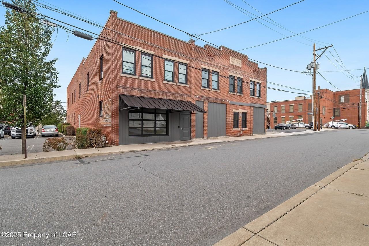 13 Kennedy St - Photo 4 of 23