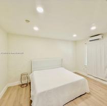 222 28th St #3 - Photo 1 of 1