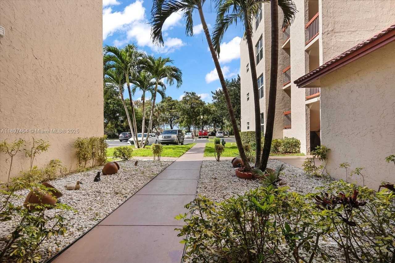 9451 Evergreen Pl #303 - Photo 2 of 23