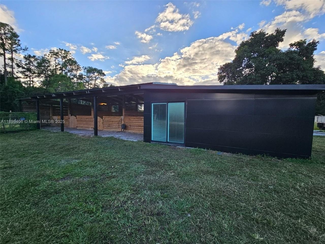 15696 Ferris Pl #0 - Photo 3 of 9