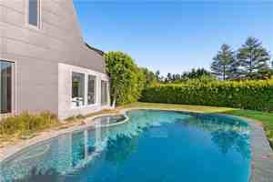 featured image of 9625 Oak Pass Rd