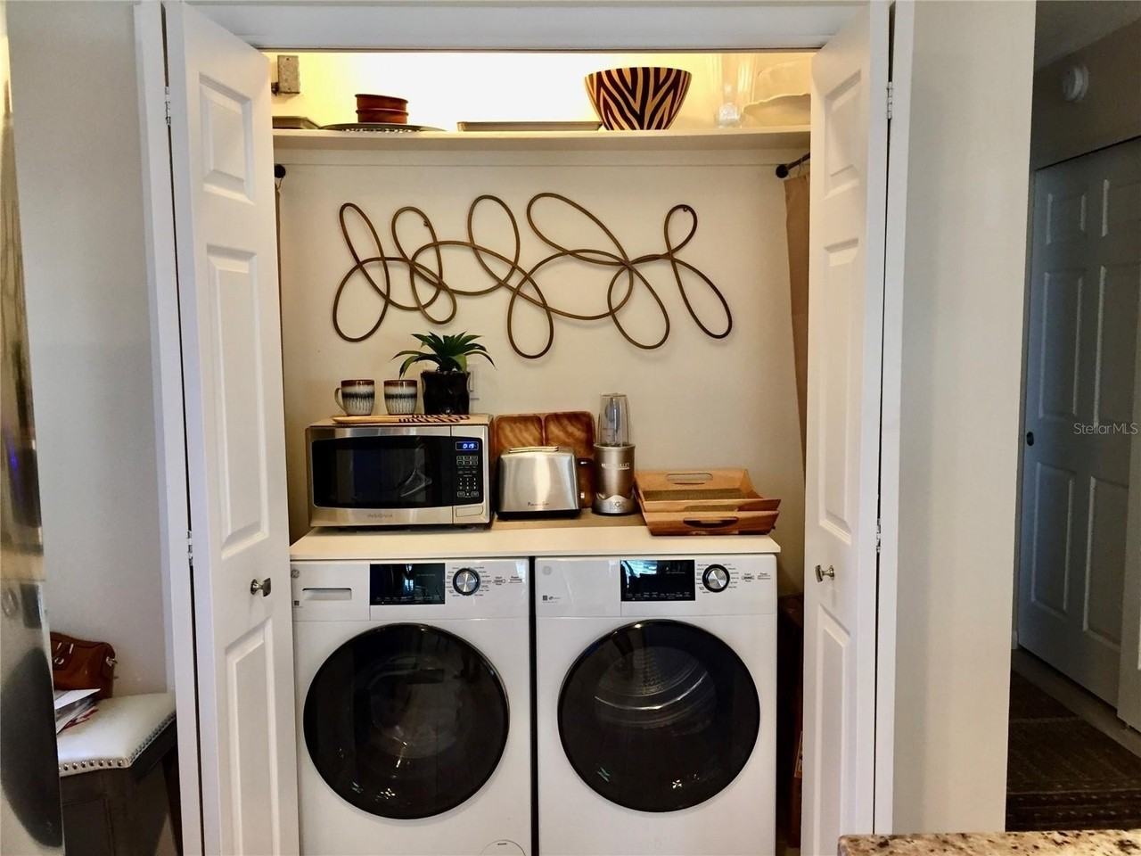 2181 Pueblo Cir #V21 - Photo 5 of 12