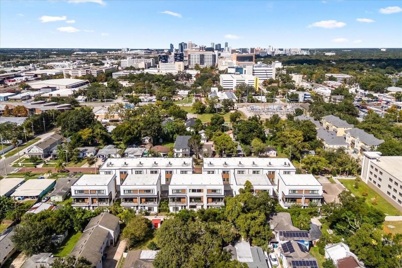 56 W Harding St #B - Photo 2 of 26