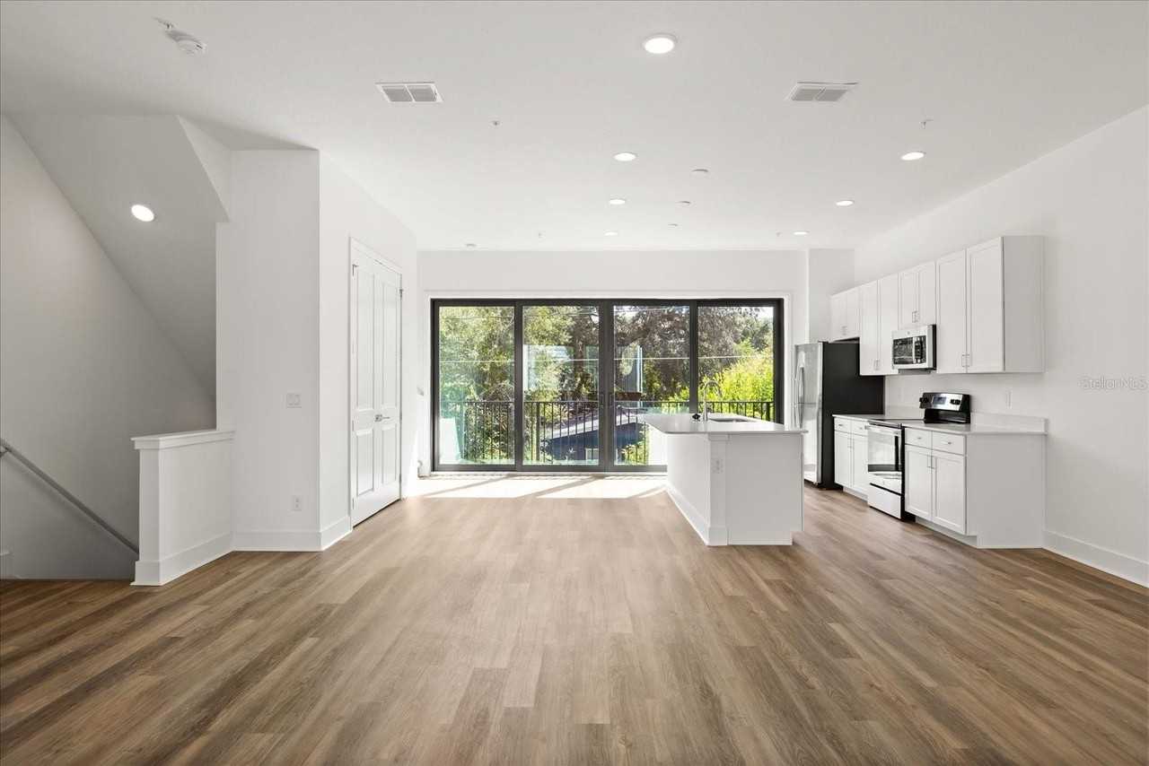 56 W Harding St #B - Photo 6 of 26