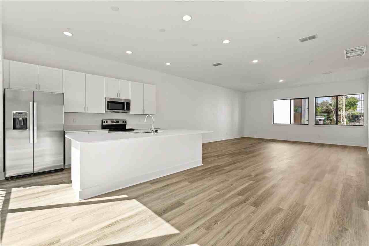 56 W Harding St #B - Photo 7 of 26