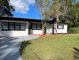 415 W Oak Dr - Photo 1 of 1