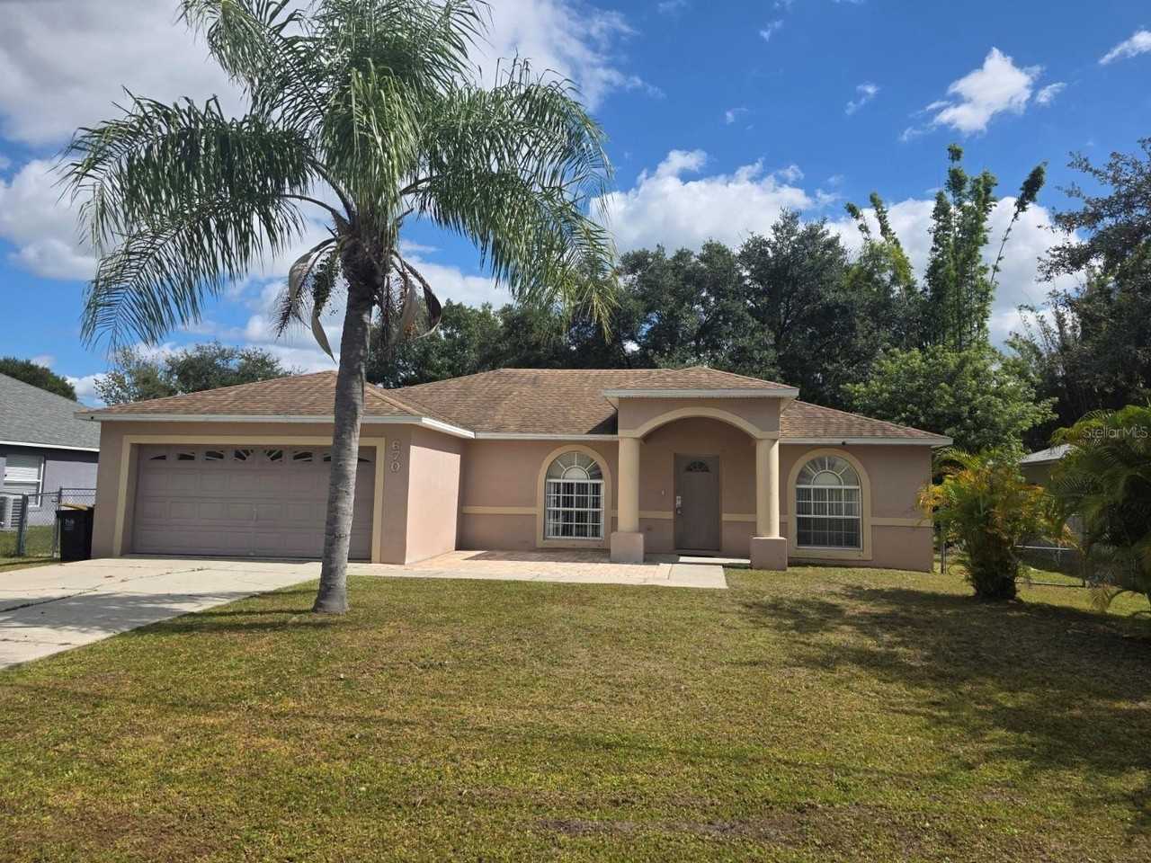 670 Reindeer Dr - Photo 2 of 14