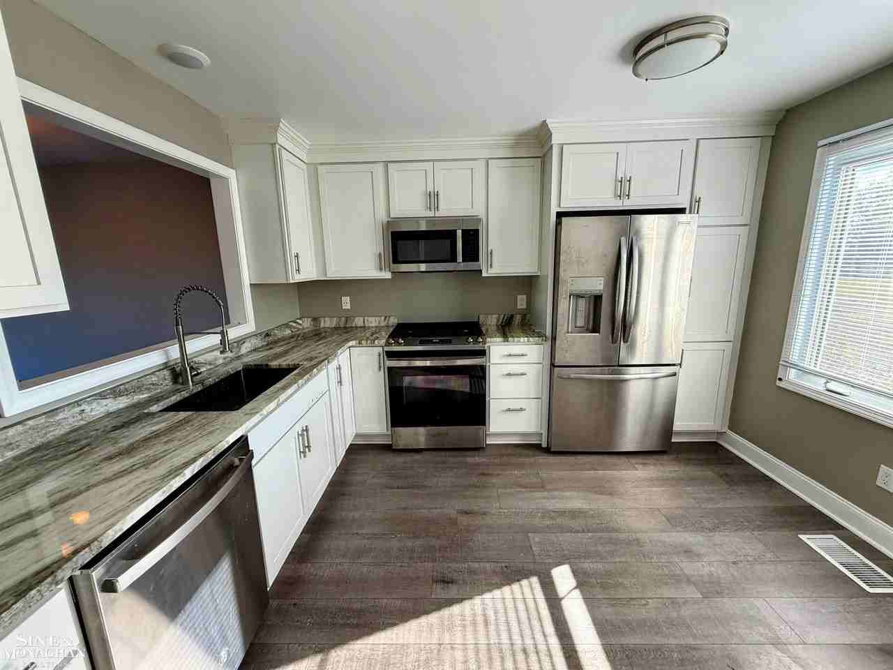 3305 Jib Ln - Photo 3 of 26