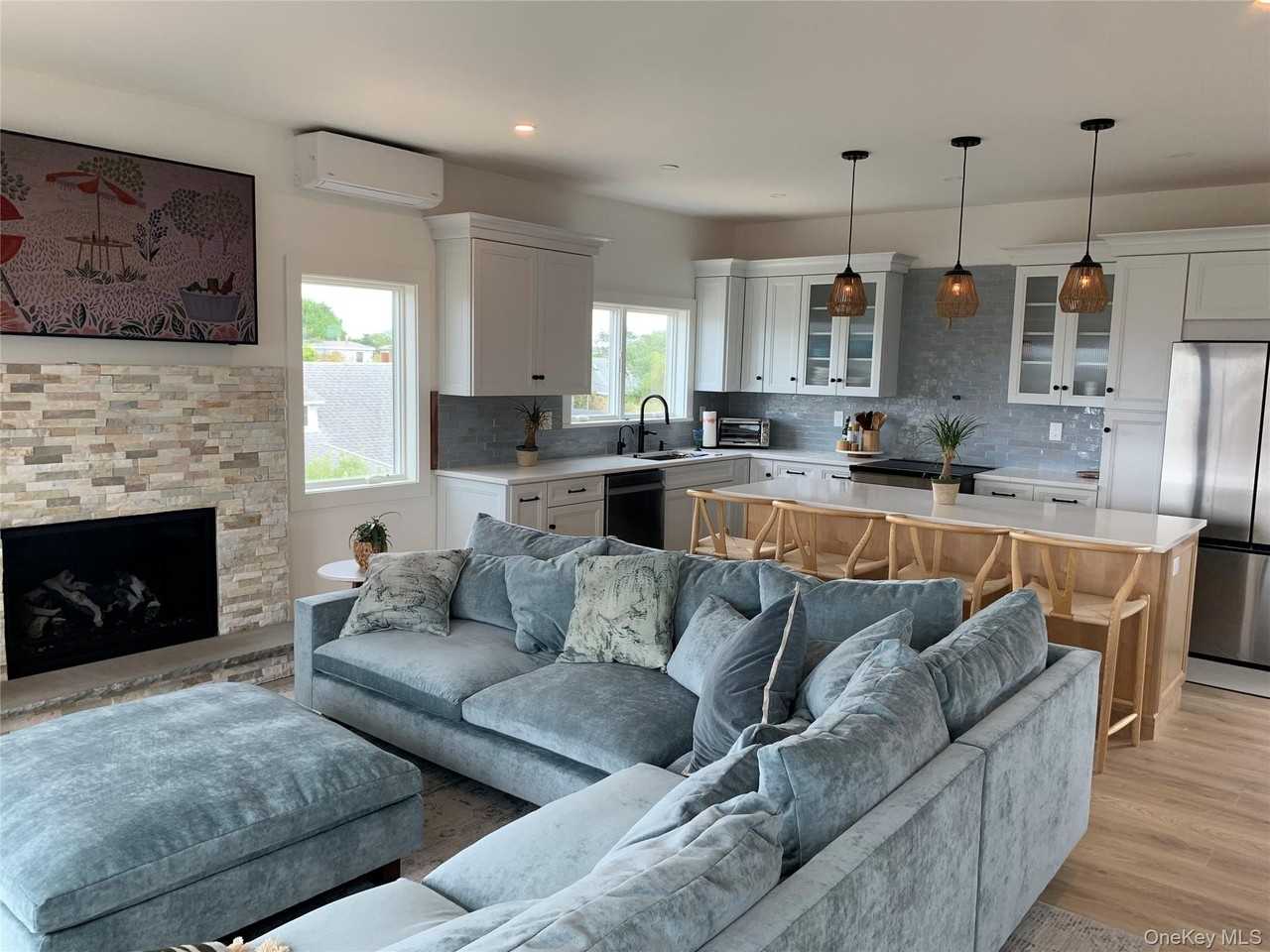 7 Atlantic Ave - Photo 4 of 13