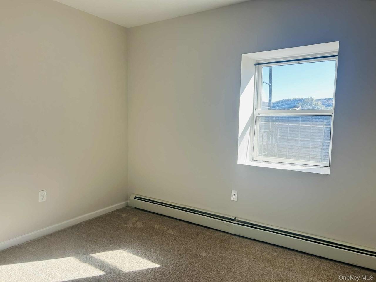 16 Schneider Ave #3 - Photo 4 of 8