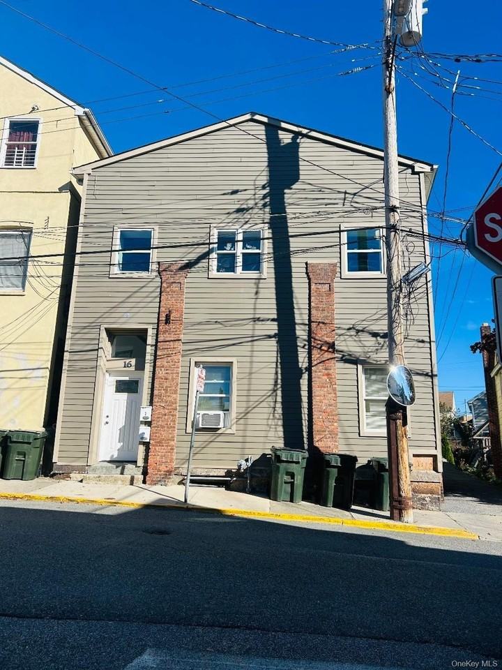 16 Schneider Ave #3 - Photo 7 of 8