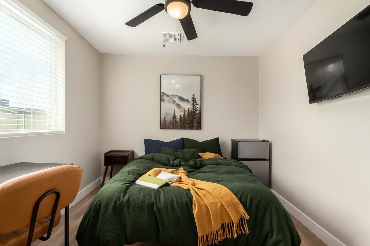 E Lynne Ln - Photo 7 of 8