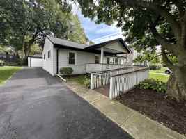 featured image of 1207 S Sumner St