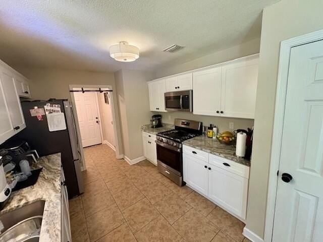 310 Wildwood St - Photo 7 of 16