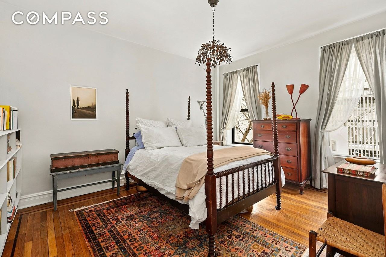 199 East 7th Street #4D - Photo 3 of 5