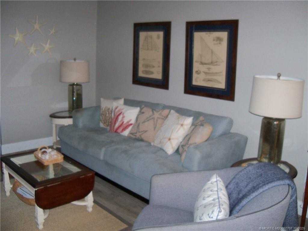 1939 Sw Palm City Rd Apt G #G - Photo 5 of 34