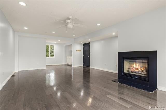 9325 N Ridge Rd - Photo 5 of 25